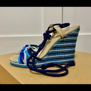 ⚠️PRICE DROP⚠️ Marc Jacob’s Blue Crochet Wedges🪡🦋